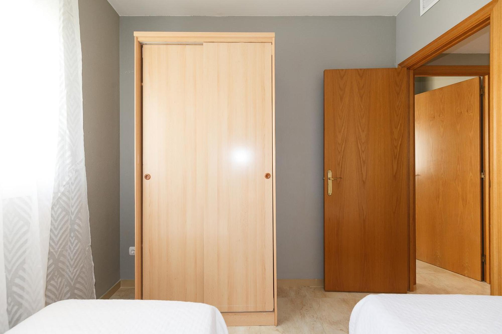 Uhc Golden Pineda Apartament