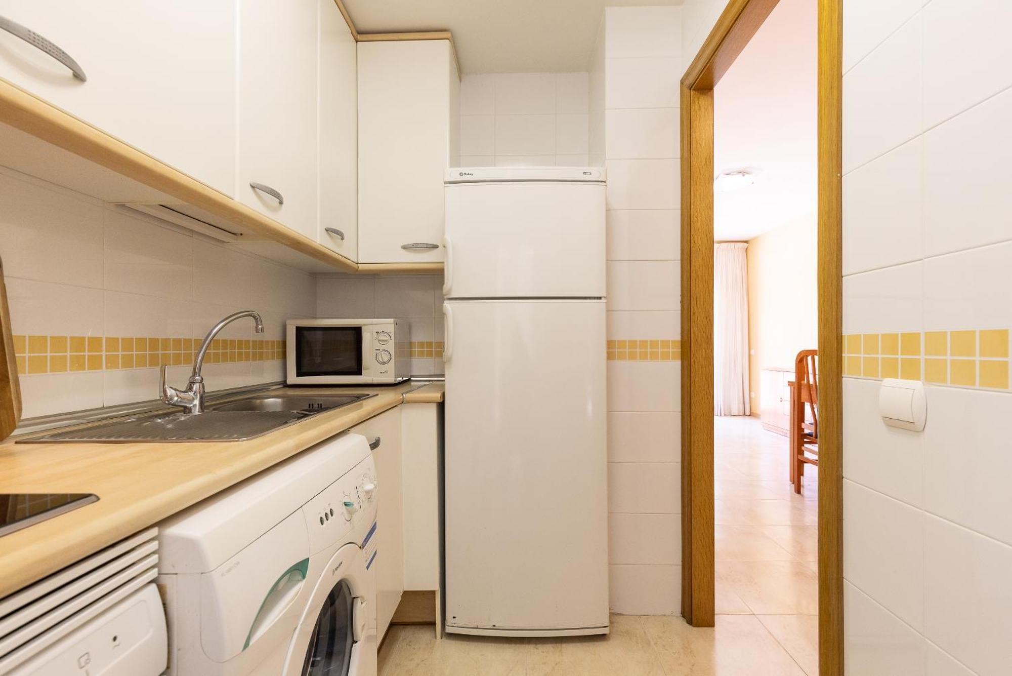 Uhc Golden Pineda Apartament *